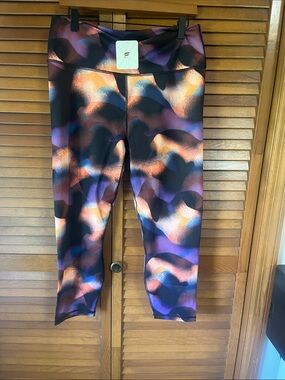 Fabletics Purple, Orange & Black Abstract Print Women's Leggings Size XXL